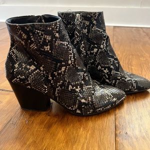 Ankle booties